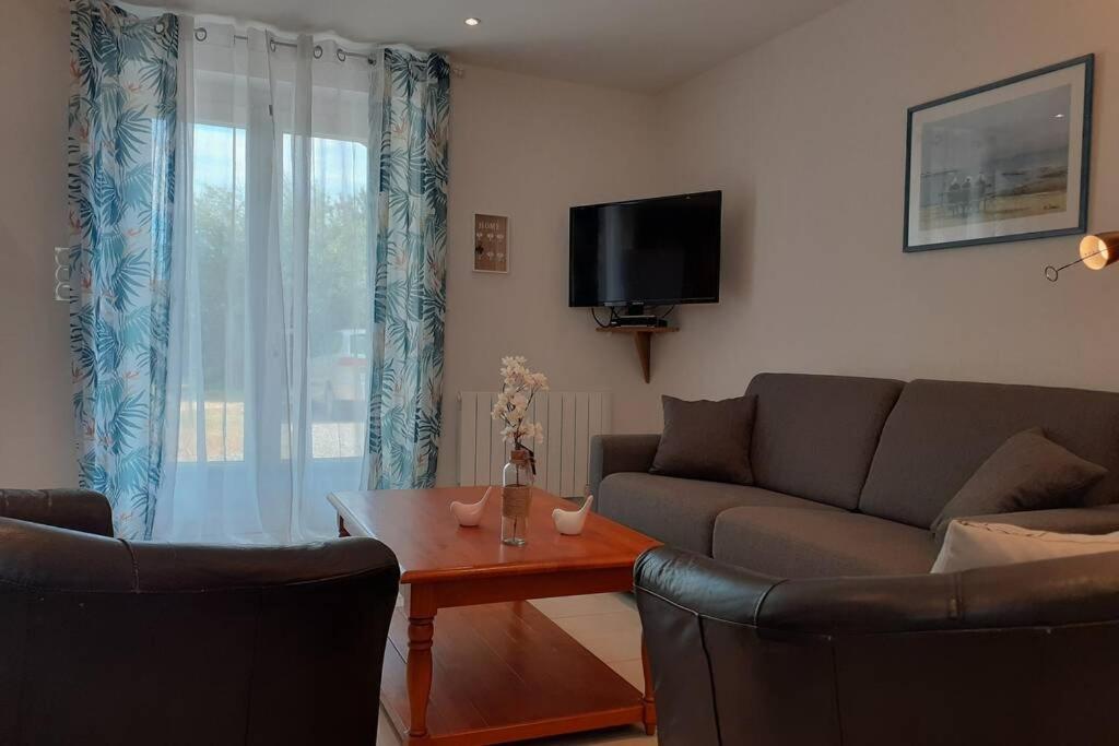Appartement 4 Pers Dans Longere A 800M De La Plage Plouhinec  Luaran gambar